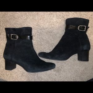 Black Bandolino Heeled Boots